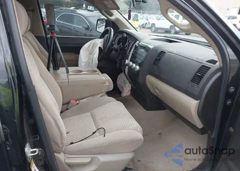 2011 Toyota Tundra Grade 5.7L V8 from USA, damaged, VIN 5TFUW5F1XBX198867